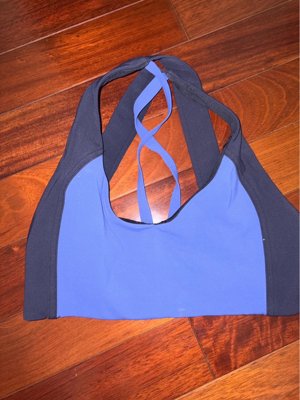 Lululemon sports bra - Picture 2 of 4